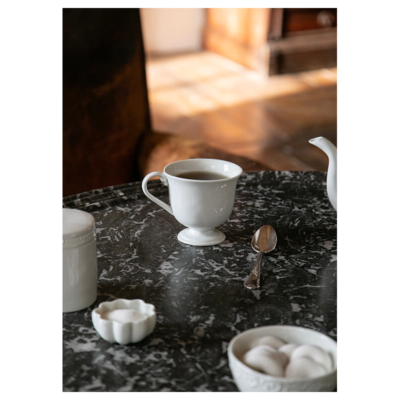 Tea cup with pedestal in Limoges porcelain