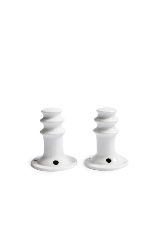 Medium wall peg with wall wiring in white porcelain